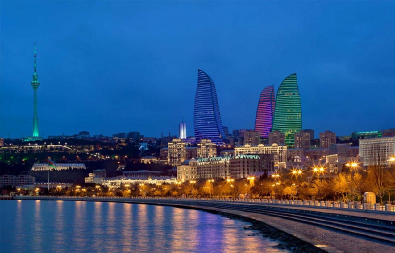 Lux Family Apartment In City Center Baku Exterior photo