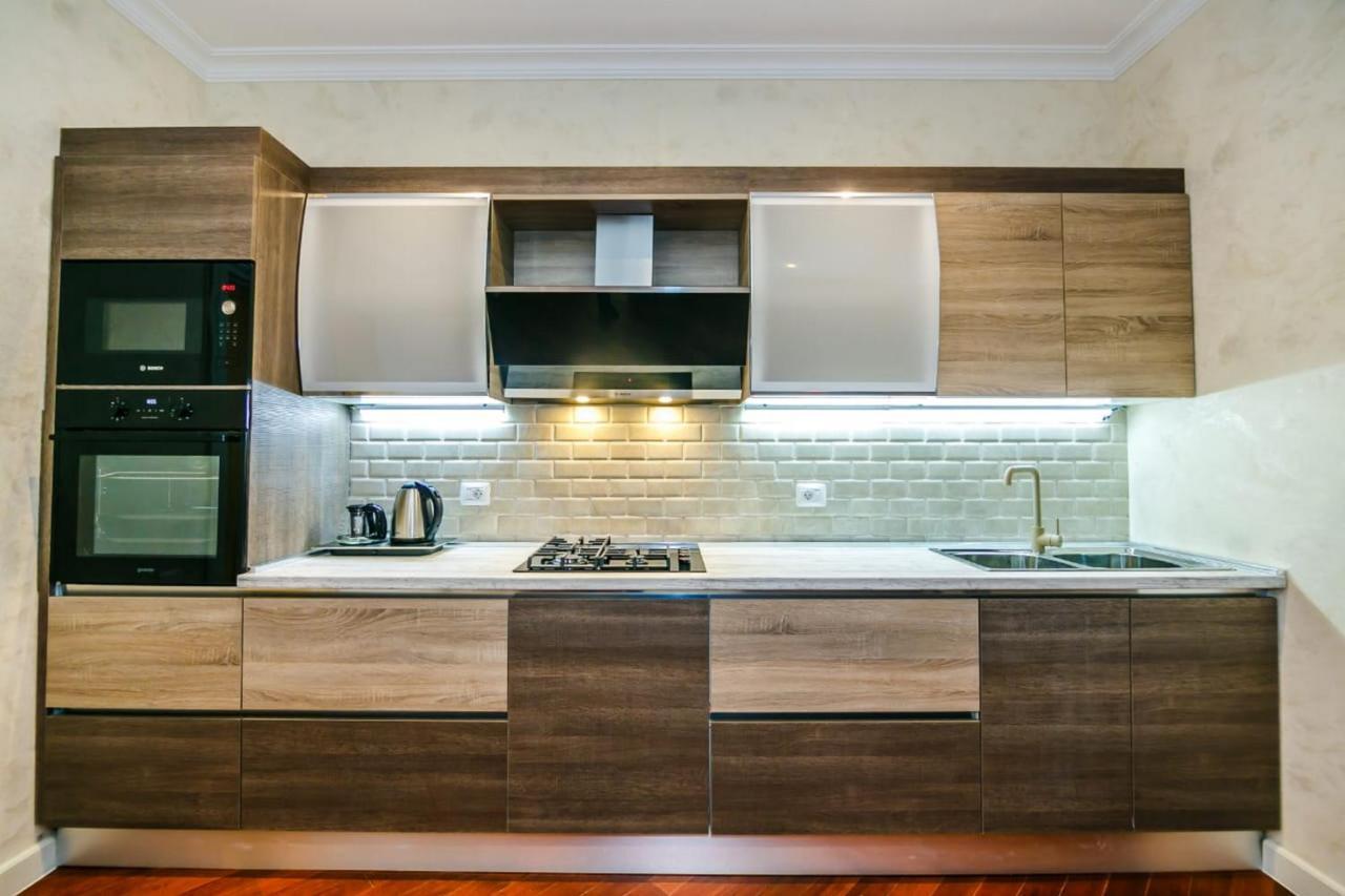 Lux Family Apartment In City Center Baku Exterior photo